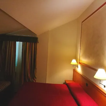 Hotel La Luna Lucca