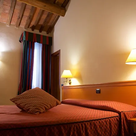 Hotell La Luna 3*