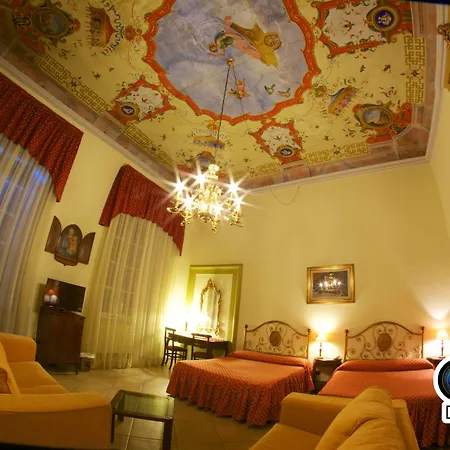Hotel La Luna 3*