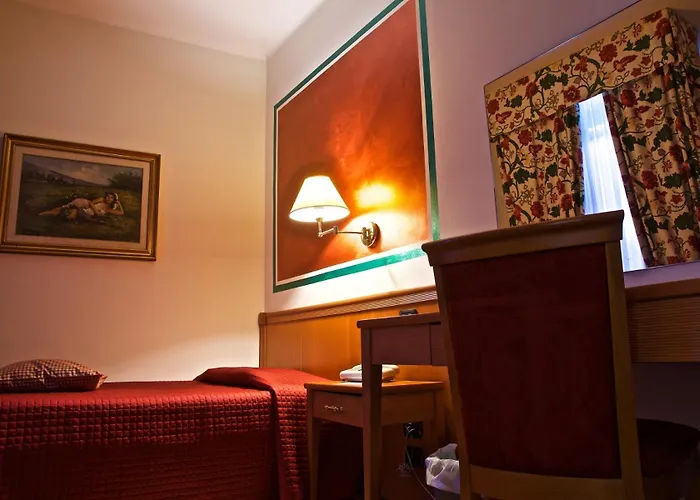 La Luna Hotel 3*